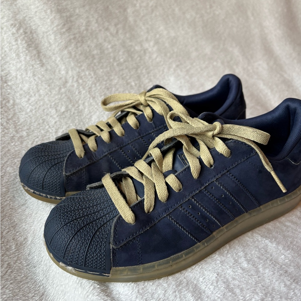 Adidas men’s blue suede like boat sneakers size 7